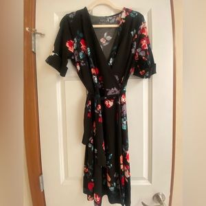 APT 9 Wrap DRESS FLOWING BEAUTIFULWRAP LOOK VERY SEXY SIZE M